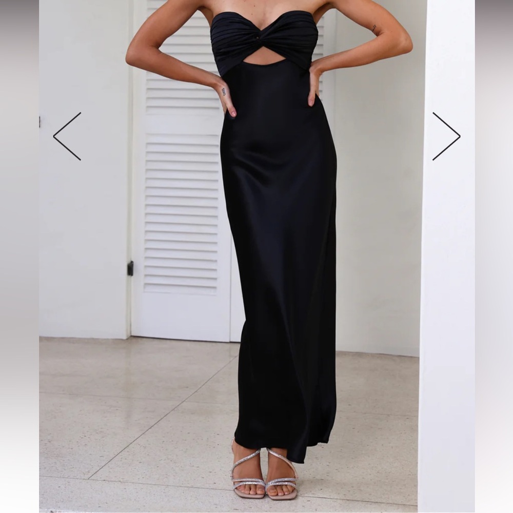 Hello Molly Curious Heart Satin Maxi Dress Black - Size 4 (NWT)